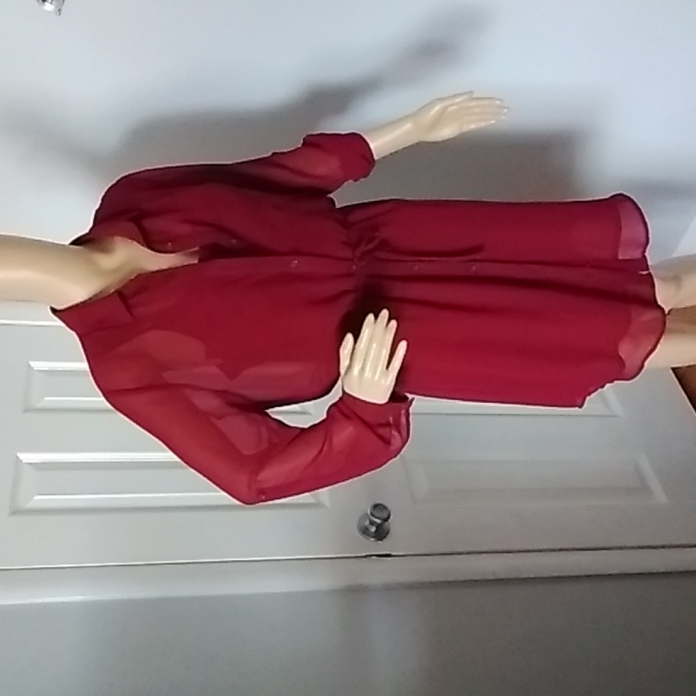 OLD NAVY TWO PIECE  DRESS  (SIZE  M ) Color Wine